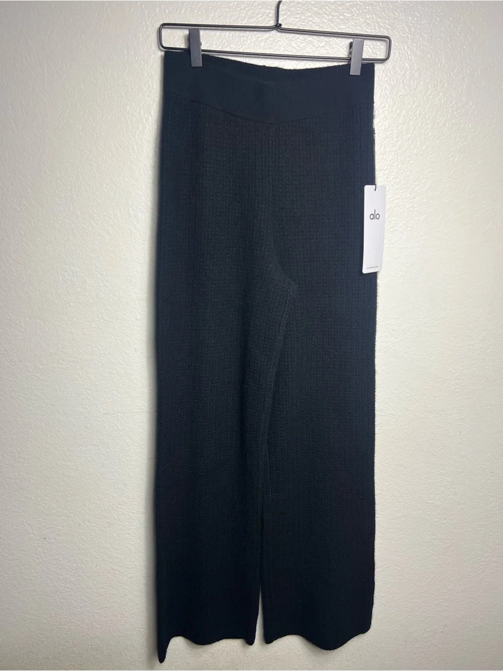 ALO Yoga these pants